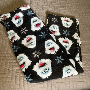 Men’s lounge pants.  Bumble design